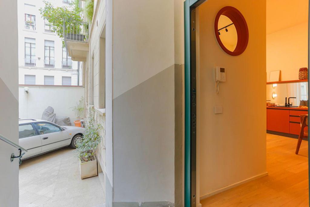 The Rent - Characterful Two-bedroom Flat Steps From Palestro * Mailand