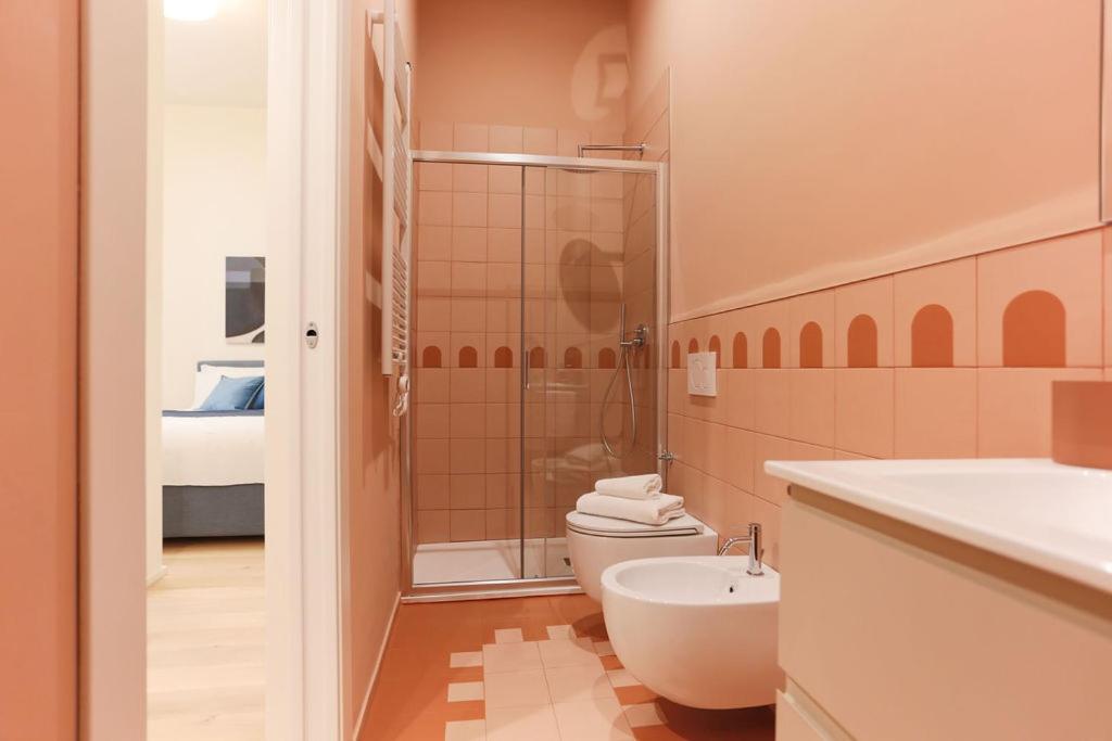 The Rent - Characterful Two-bedroom Flat Steps From Palestro Apartment